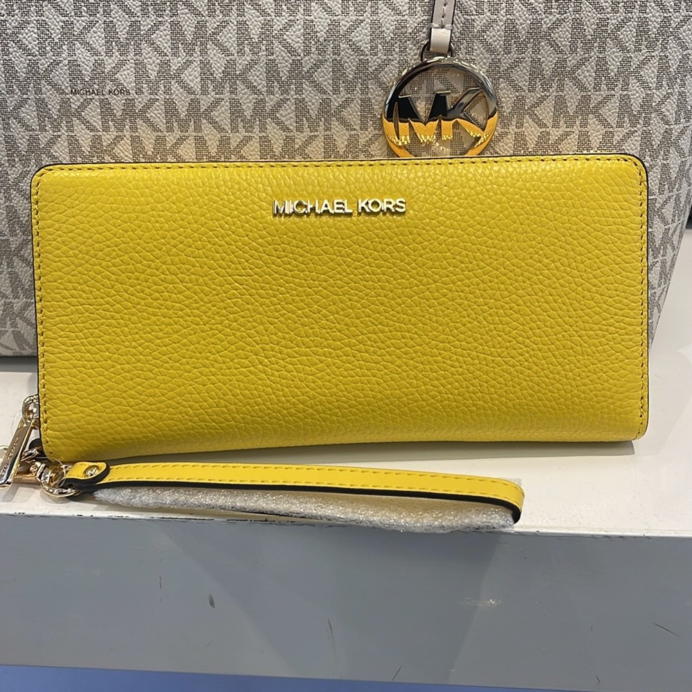 MICHAEL KORS JST 
Leather Continental Wristlet Phone Case Wallet Sunshine - Picture 3 of 16